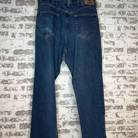 Wrangler relaxed fit jeans - Picture 2 of 6